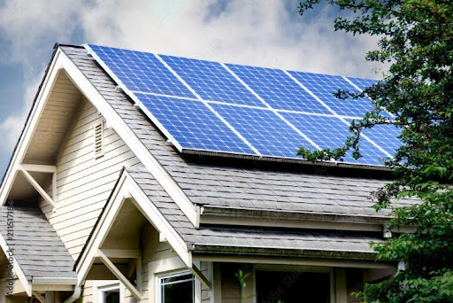 The Benefits of Using an off Grid Solar Inverter for Sustainable Living
