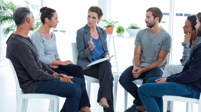 Exploring the Benefits of Intensive Outpatient Programs in Addiction Recovery