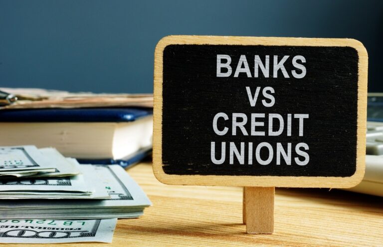 Credit Unions vs. Banks: What is The Difference?